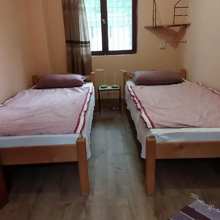 Mecsek Virágai Lak