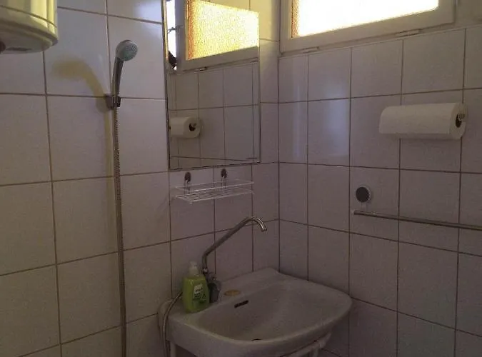 Mecsek Viragai Lak Magyarhertelend