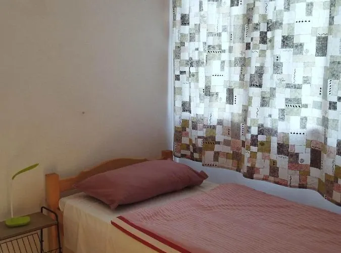Mecsek Viragai Lak Daire Magyarhertelend